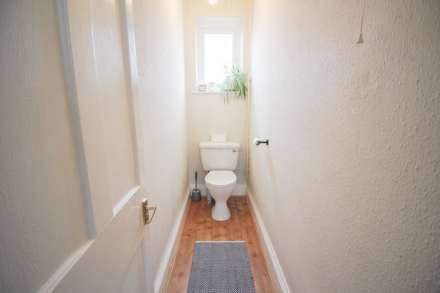 South Ward**Stunningly Presented**Two Double Bedrooms**Close to Beach & Town**, Image 11