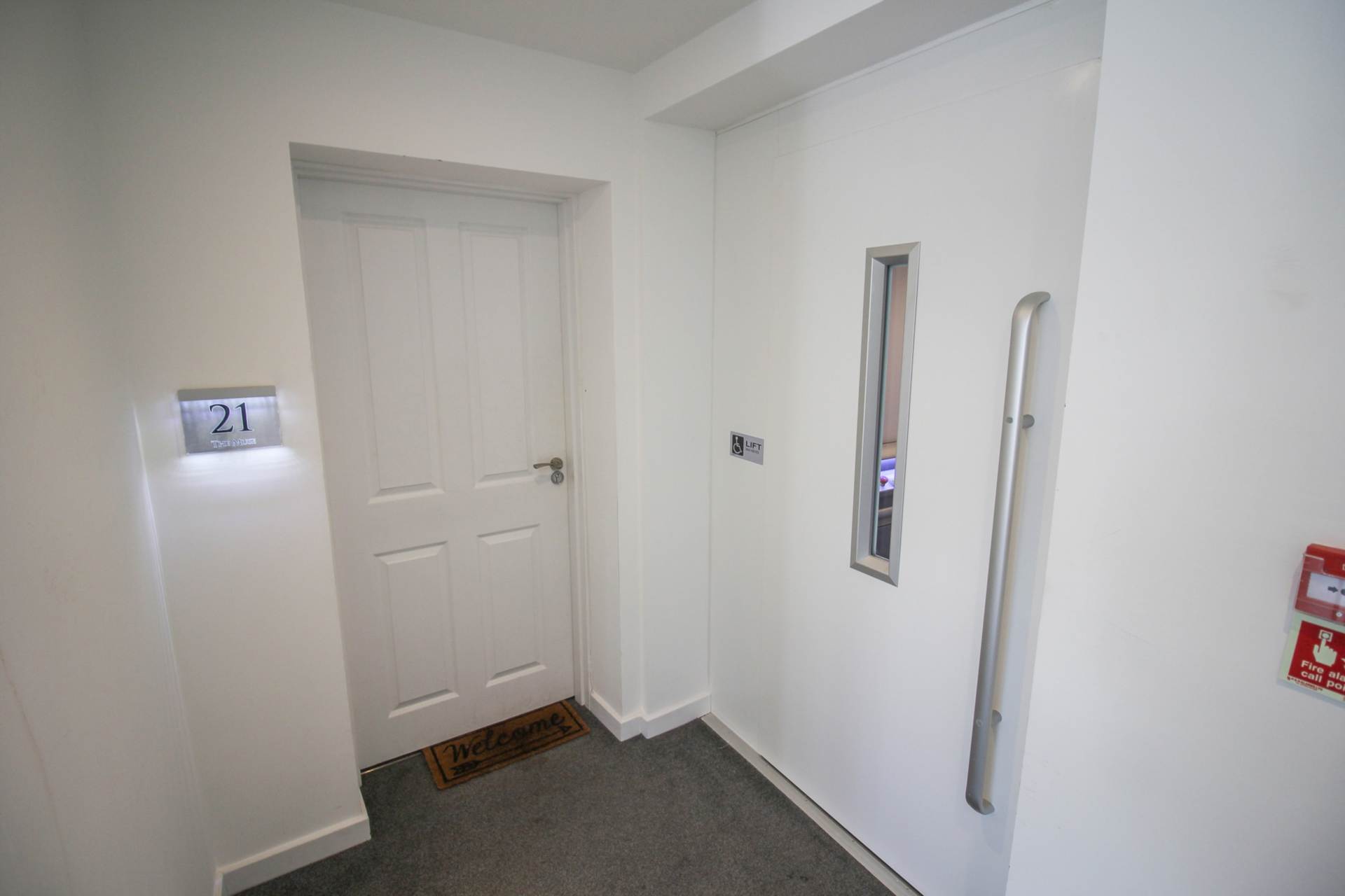 Weston-super-Mare**2 Double Bedrooms**Open Plan Living Area**, Image 1