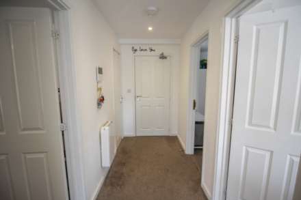 Weston-super-Mare**2 Double Bedrooms**Open Plan Living Area**, Image 2