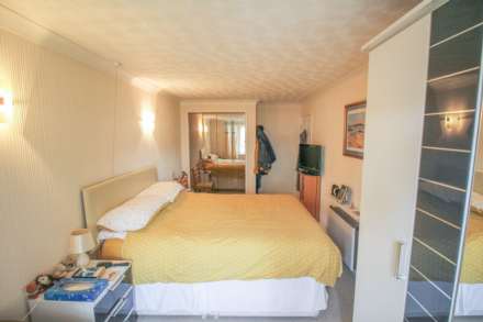 Madeira Court, Knightstone Road, Image 6