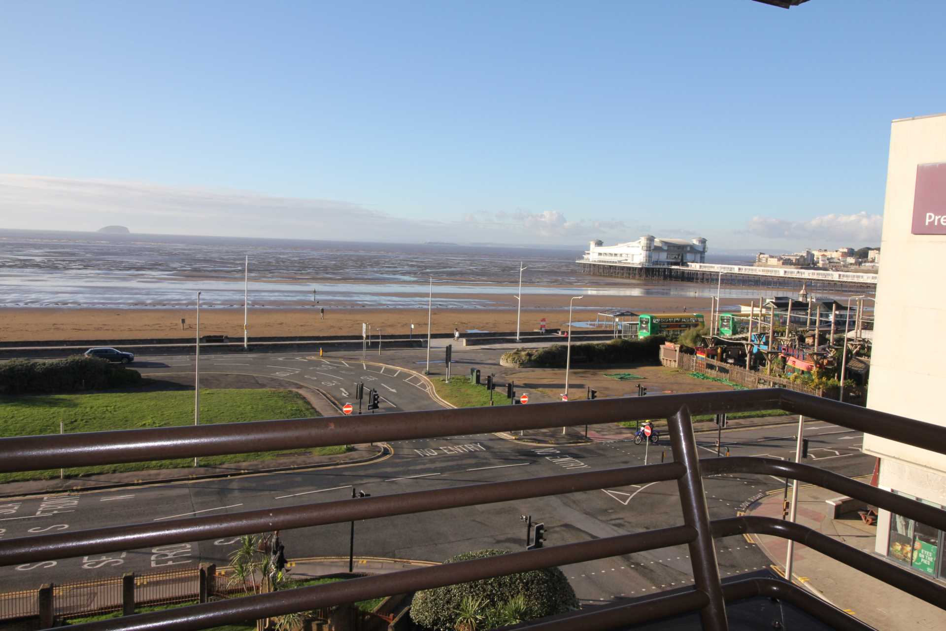 Carlton Mansions North, Weston-super-Mare, Image 5