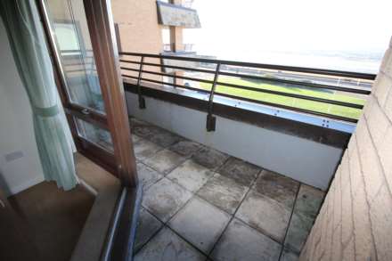Carlton Mansions North, Weston-super-Mare, Image 4