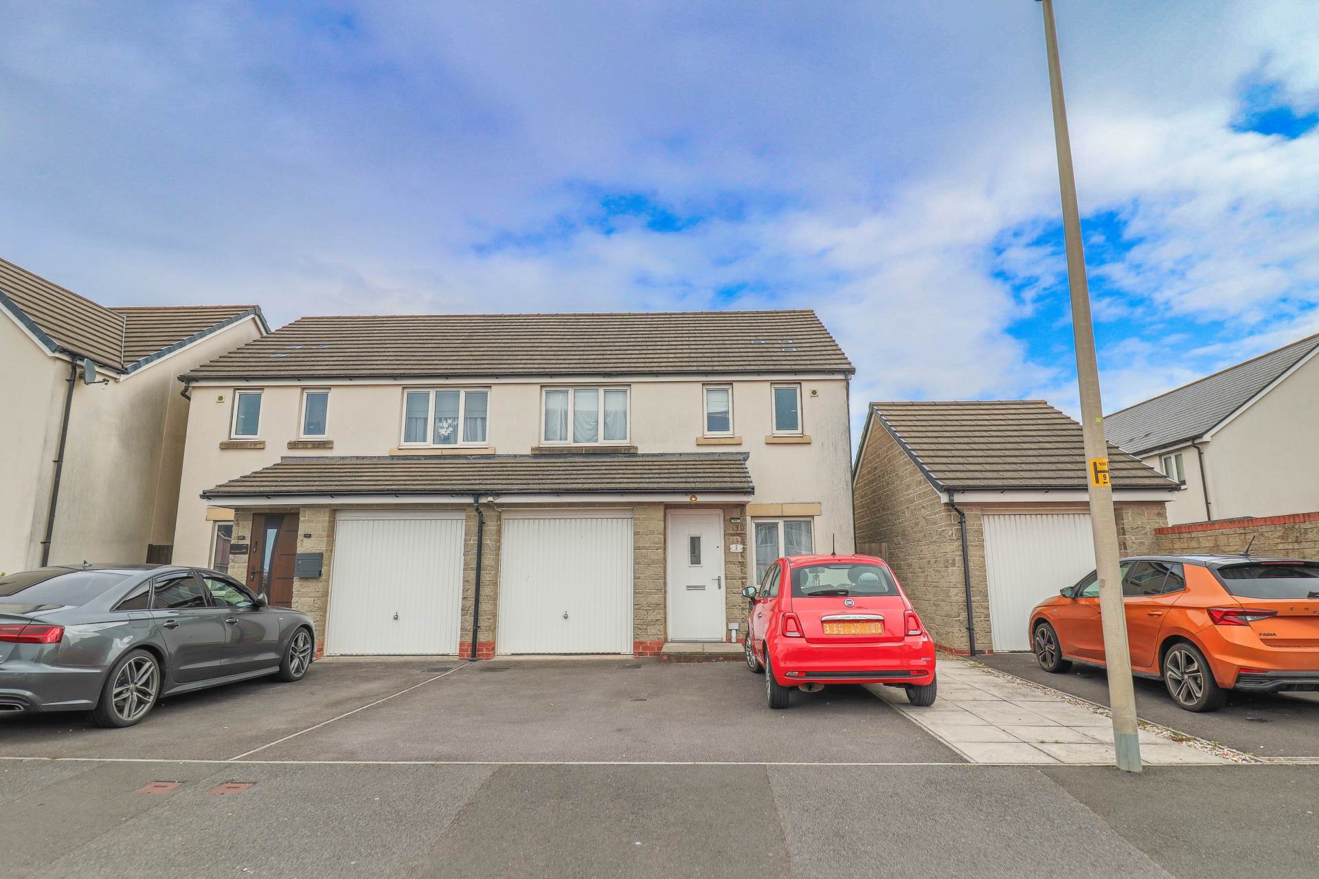 Astazou Drive, Haywood Village - Larger Than Average Garden, Image 1