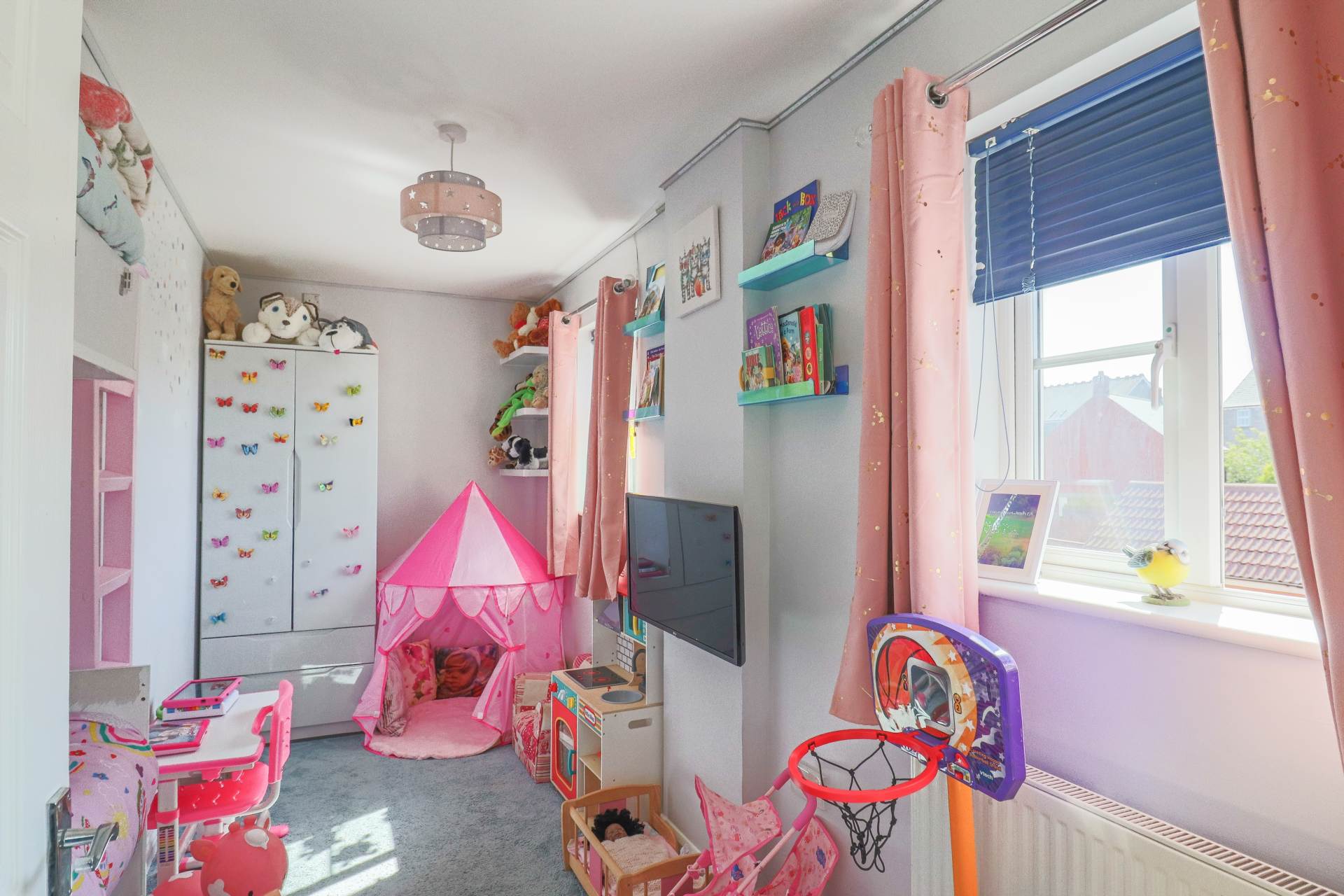 Hestercombe Close, Superb Coach House - With Garden & Office, Image 9