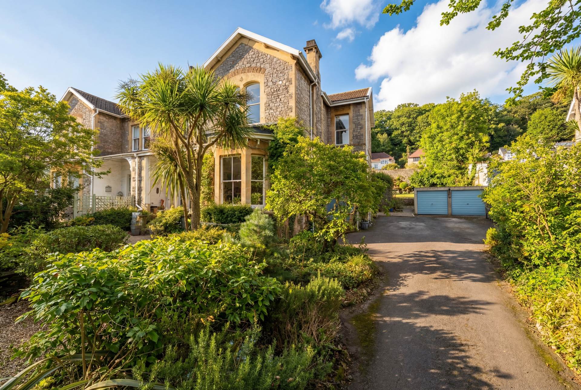 EASTFIELD PARK**HILLSIDE LOCATION**STUNNING PERIOD PROPERTY WITH ANNEX**EXTREMELY VERSATILE ACCOMMODATION**, Image 27