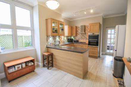 Quantock Road - A Beautiful Home with Huge Potential, Image 12