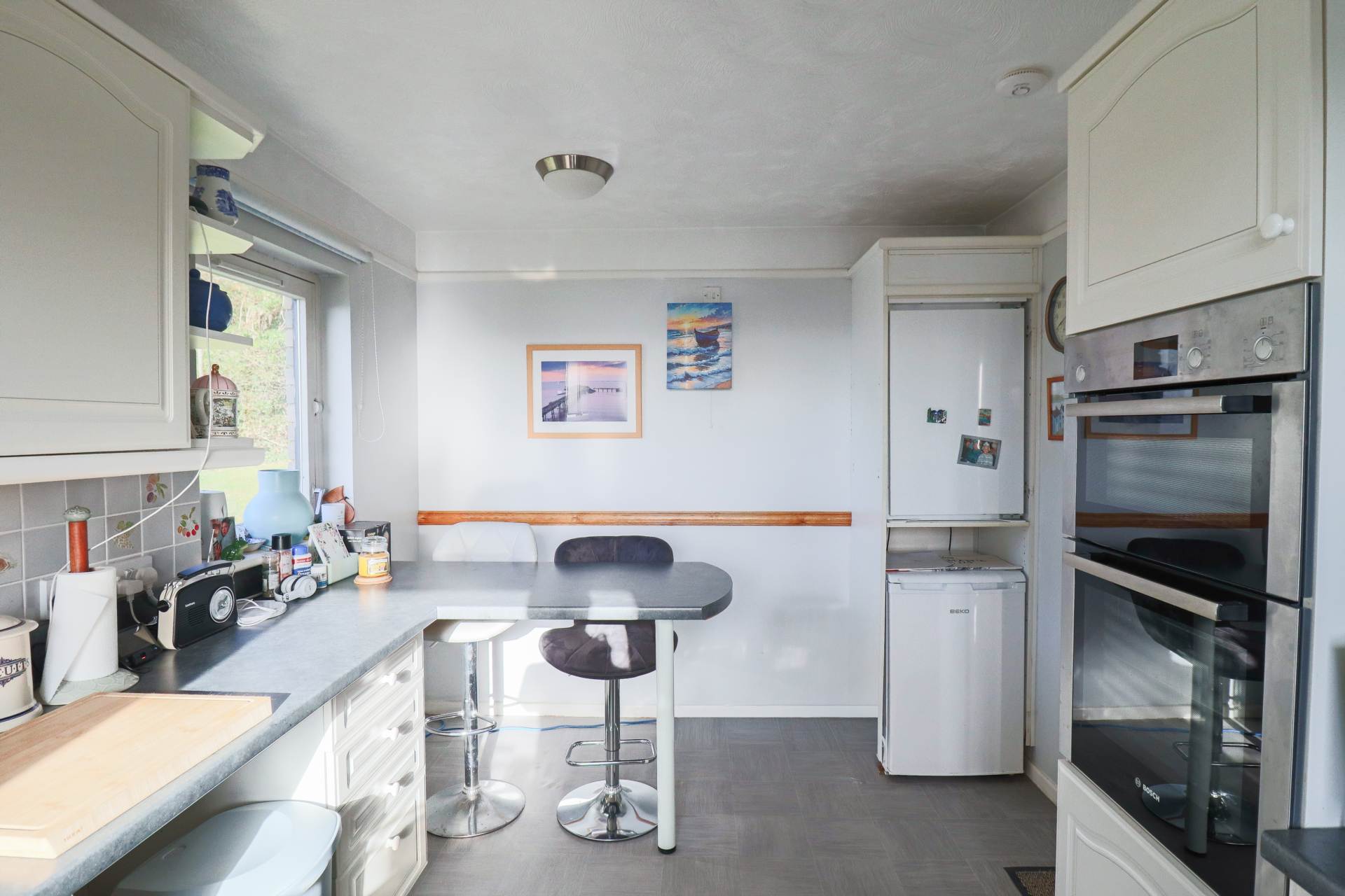 Hillside Flat - With Spectacular Views, Image 11