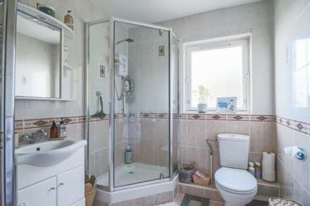 Hillside Flat - With Spectacular Views, Image 15