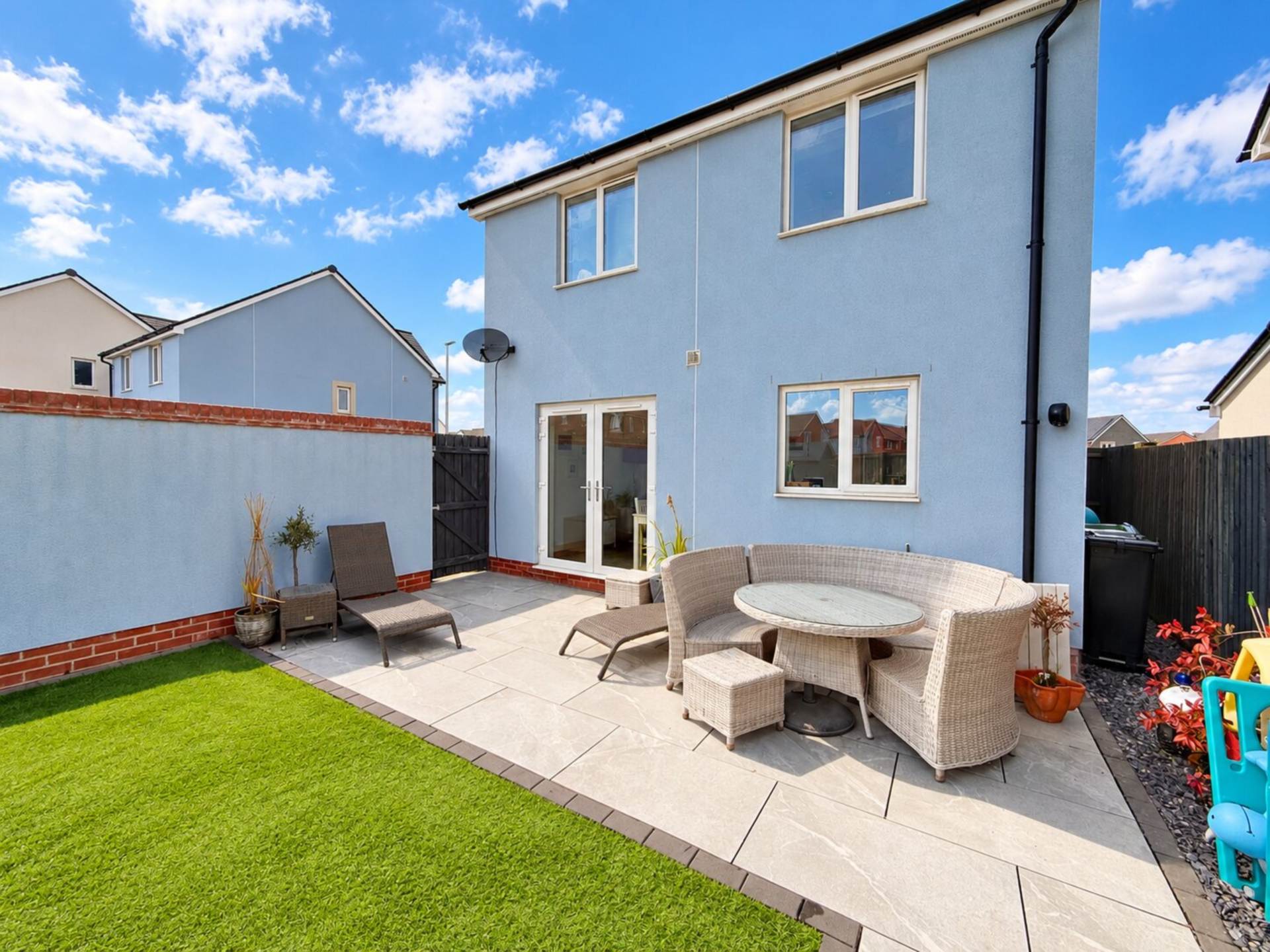 Nimbus Road, Haywood Village - Top Quality Home, Image 12