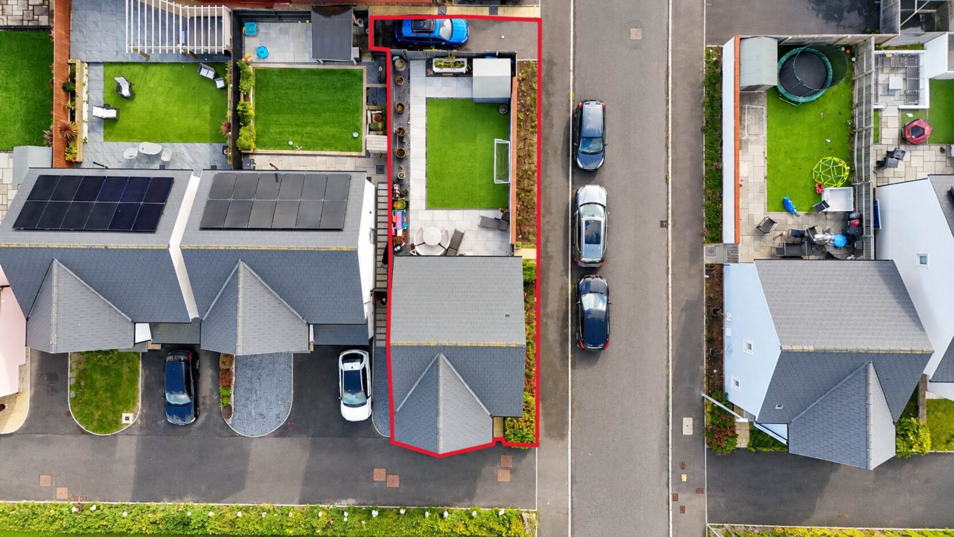 Nimbus Road, Haywood Village - Top Quality Home, Image 2