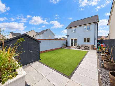 Nimbus Road, Haywood Village - Top Quality Home, Image 11