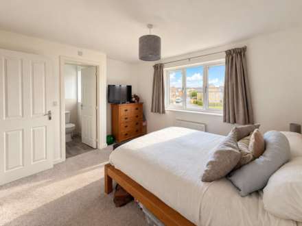 Nimbus Road, Haywood Village - Top Quality Home, Image 14