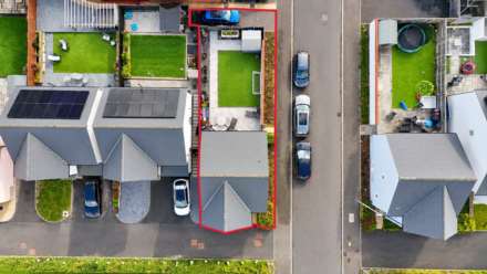 Nimbus Road, Haywood Village - Top Quality Home, Image 2