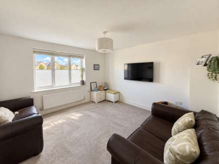 Nimbus Road, Haywood Village - Top Quality Home, Image 4