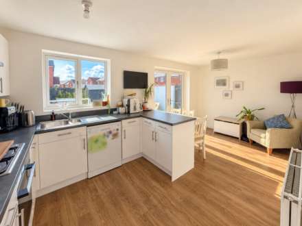 Nimbus Road, Haywood Village - Top Quality Home, Image 8