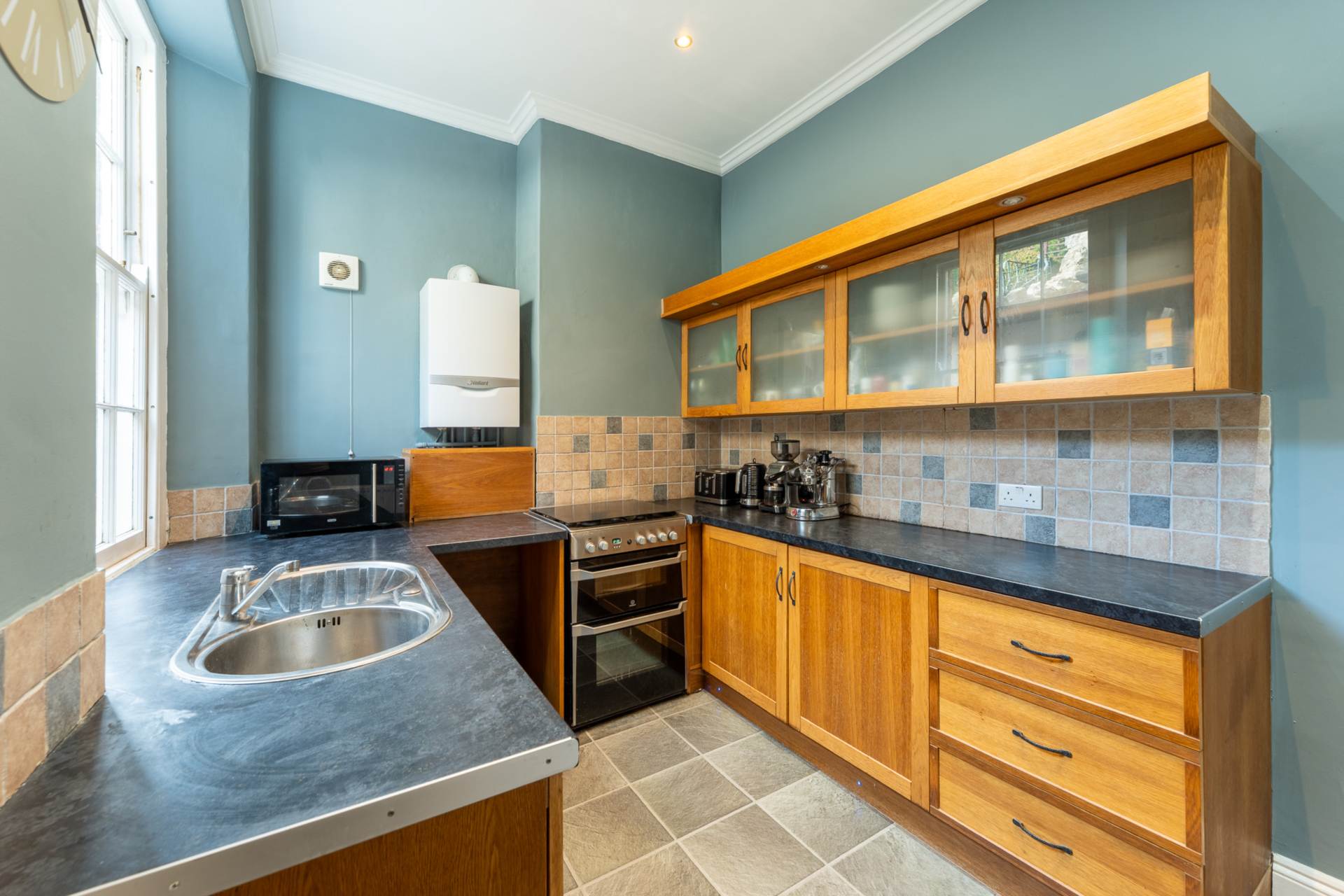 Shrubbery Road, Hillside - WOW Factor, Image 13