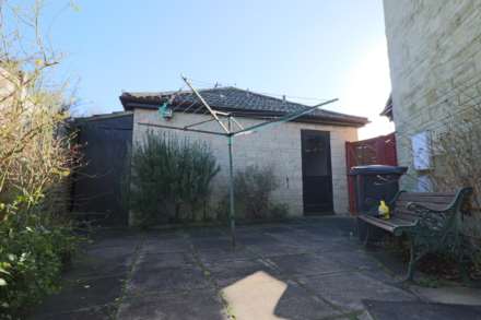 Gooch Way - Expansive Family Home - In Need Of Modernisation, Image 25