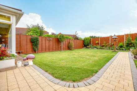 Willow Gardens - Perfect Family Home, Image 12