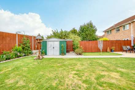 Willow Gardens - Perfect Family Home, Image 28