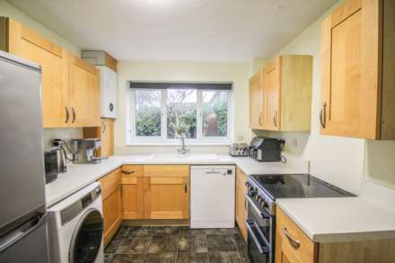 Carpenter Close**Great Value for Money**Great Location**3 Bedrooms**, Image 6