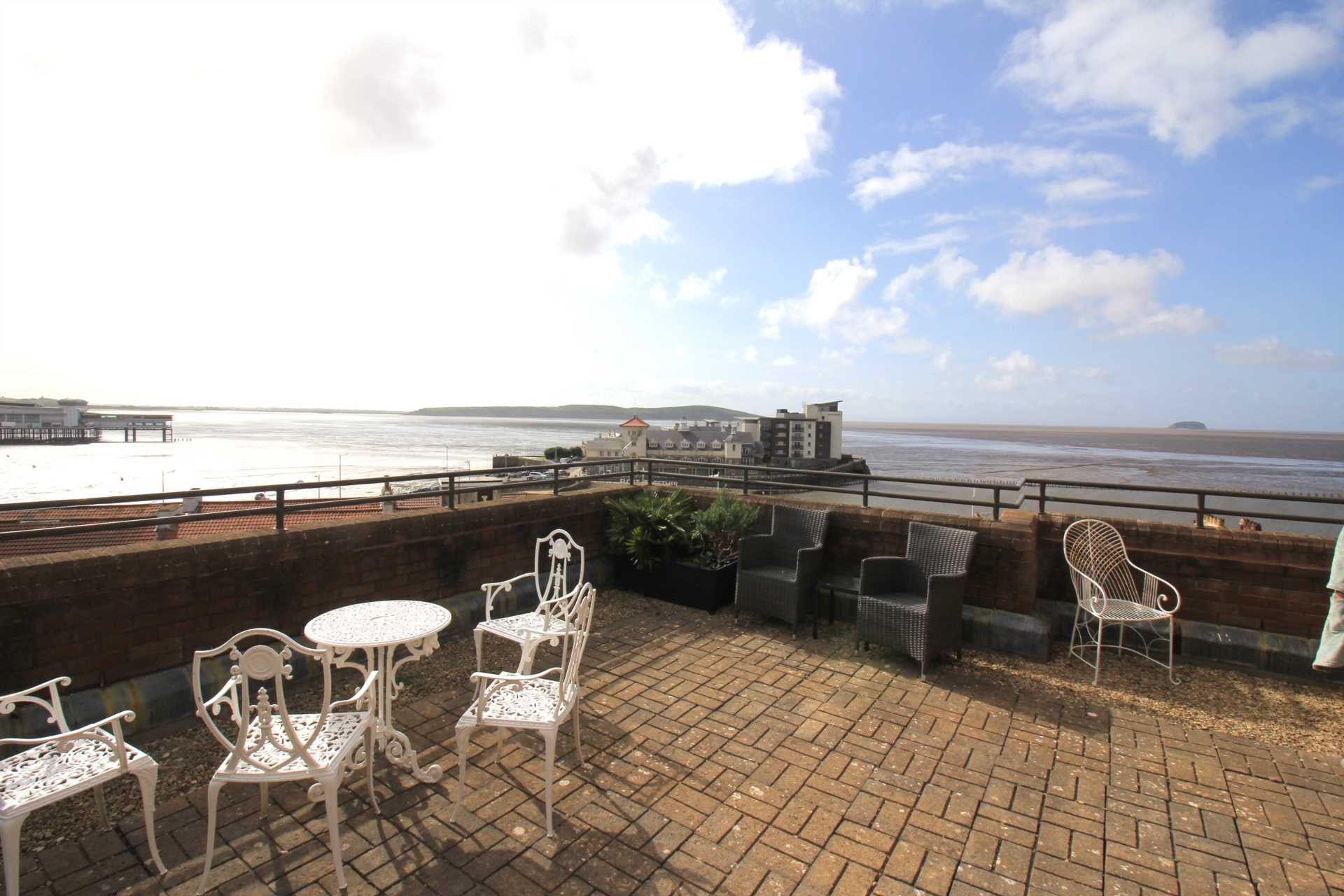 Madeira Court, Knightstone Road-Sea Front Retirement Property, Image 12