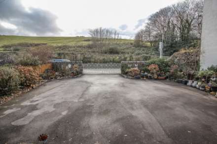 UPHILL*FANTASTIC INVESTMENT OPPORTUNITY*IDEAL FOR DUAL OCCUPANCY*HOME & INCOME*NO ONWARD CHAIN*, Image 22