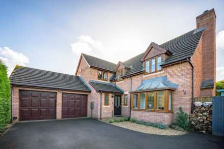 Market Avenue - Stunning Detached Family Home, Image 1