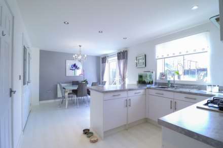 Haywood Village - Stunning Detached Family Home, Image 10