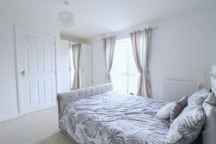 Haywood Village - Stunning Detached Family Home, Image 12