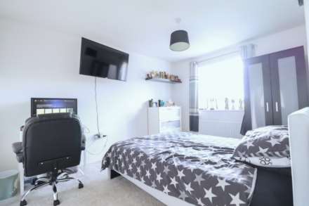 Haywood Village - Stunning Detached Family Home, Image 15