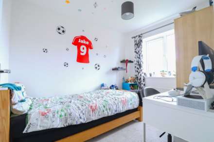 Haywood Village - Stunning Detached Family Home, Image 16