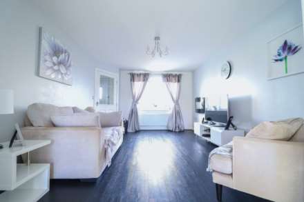 Haywood Village - Stunning Detached Family Home, Image 4