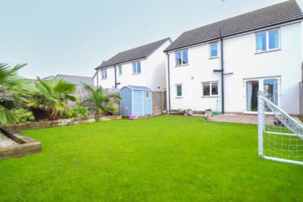 Haywood Village - Stunning Detached Family Home, Image 7