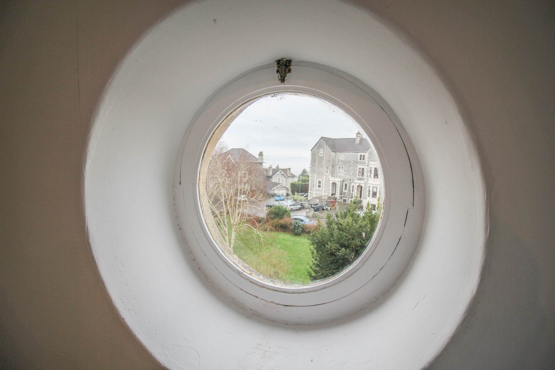 BEAUTIFUL HILLSIDE PROPERTY WITH LARGE ONE BEDROOM FLAT, Image 26