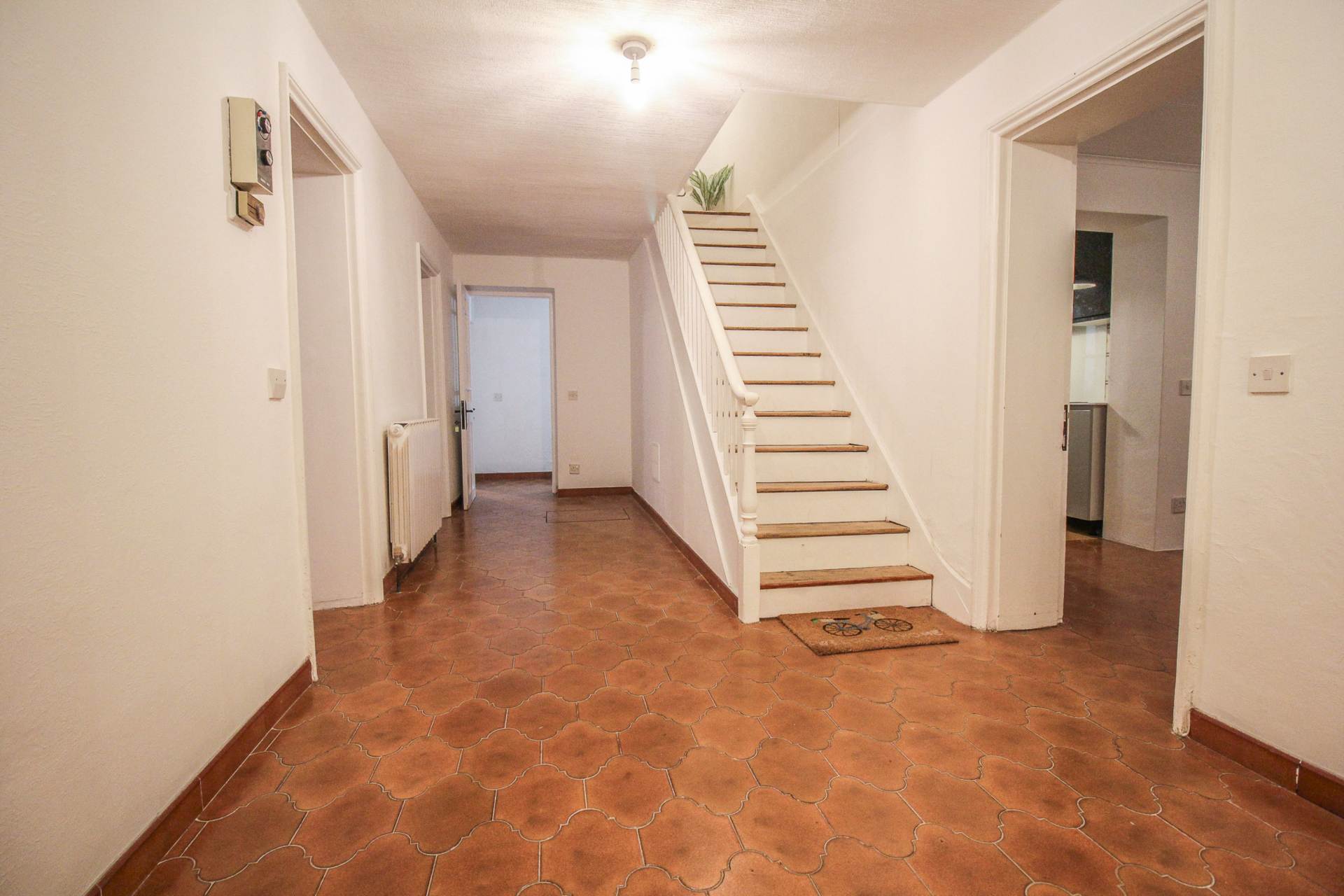 BEAUTIFUL HILLSIDE PROPERTY WITH LARGE ONE BEDROOM FLAT, Image 35