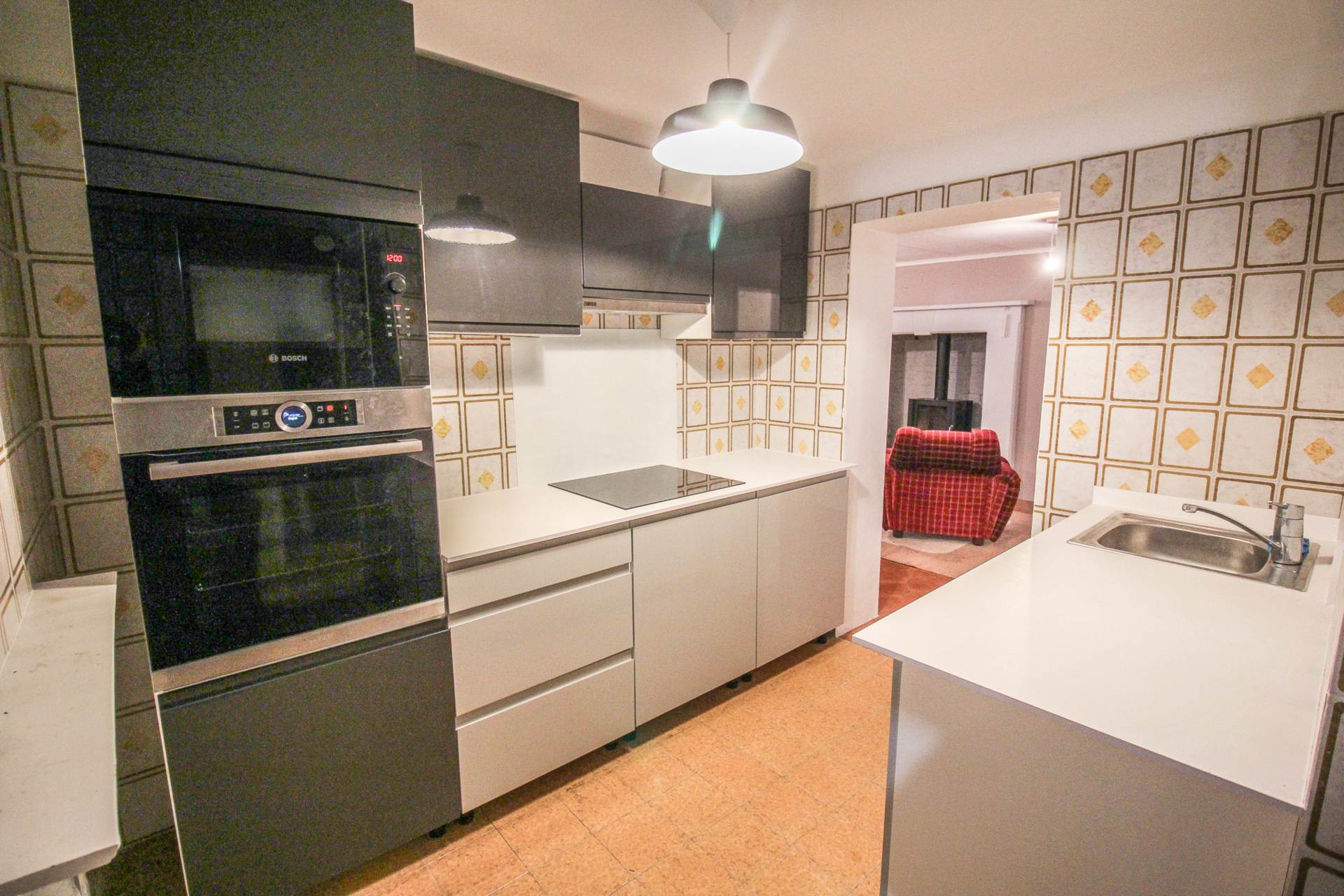 BEAUTIFUL HILLSIDE PROPERTY WITH LARGE ONE BEDROOM FLAT, Image 40