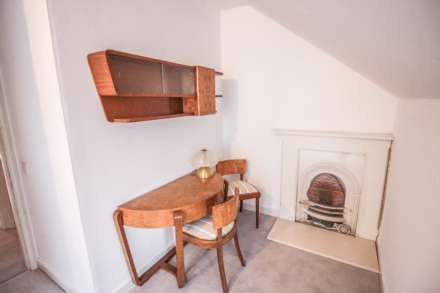 BEAUTIFUL HILLSIDE PROPERTY WITH LARGE ONE BEDROOM FLAT, Image 29