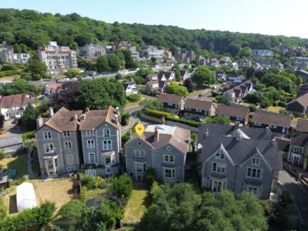 Shrubbery Road - Hillside - No Onward Chain, Image 3