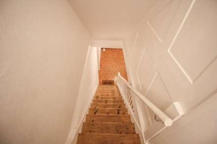 BEAUTIFUL HILLSIDE PROPERTY WITH LARGE ONE BEDROOM FLAT, Image 34