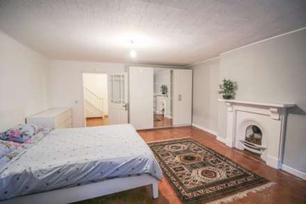 BEAUTIFUL HILLSIDE PROPERTY WITH LARGE ONE BEDROOM FLAT, Image 43