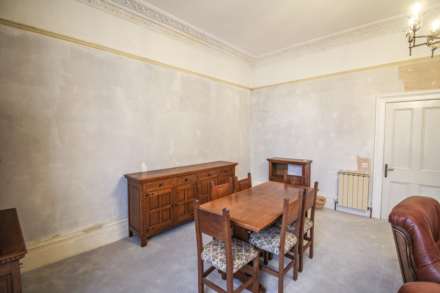 BEAUTIFUL HILLSIDE PROPERTY WITH LARGE ONE BEDROOM FLAT, Image 9