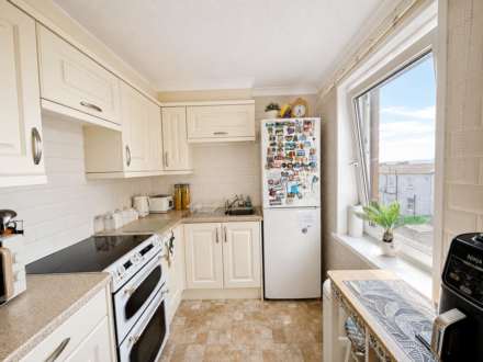 Madeira Court - Stunningly Presented - West Facing Sea Views, Image 5