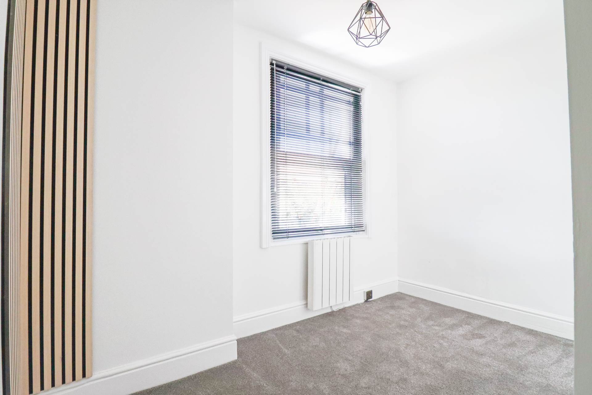 Amberey Road - Modern & Energy Efficient Family Home, Image 11