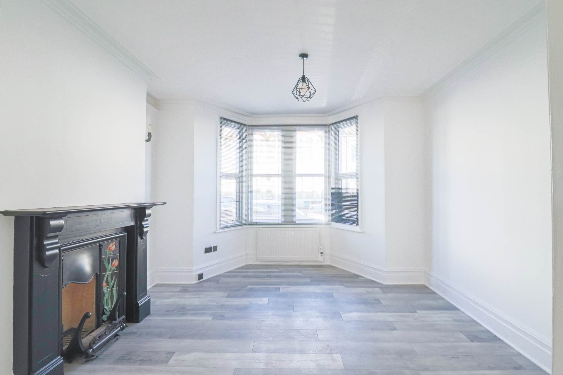 Amberey Road - Modern & Energy Efficient Family Home, Image 3