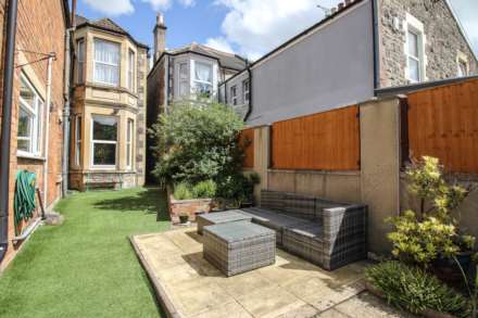 Severn Road-Substantial Victorian Property, Image 17