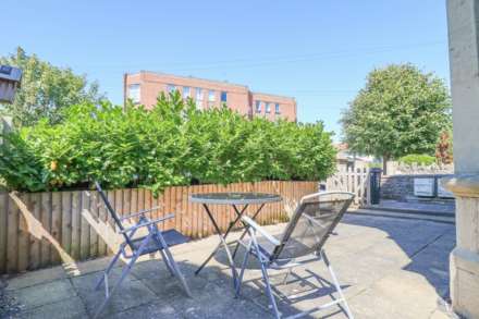 Quantock Road, South Ward - Superb Ground Floor Flat - Own Entrance, Image 3