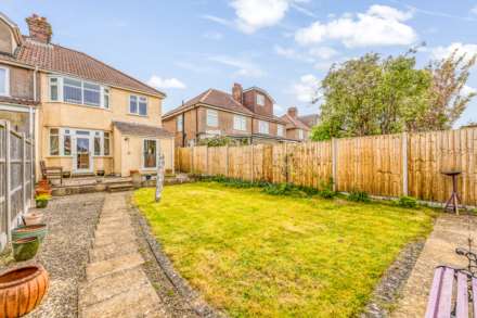 Shaftesbury Road - Stunning Family Home, Image 12