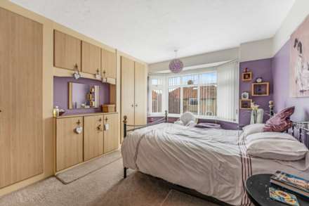 Shaftesbury Road - Stunning Family Home, Image 16