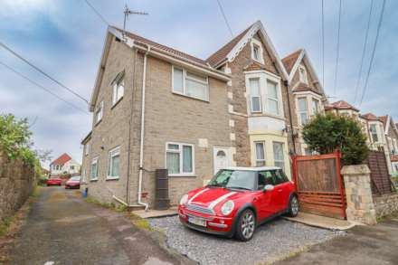 Moorland Road - Superb Ground Floor Flat, Image 1