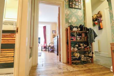 Moorland Road - Superb Ground Floor Flat, Image 8